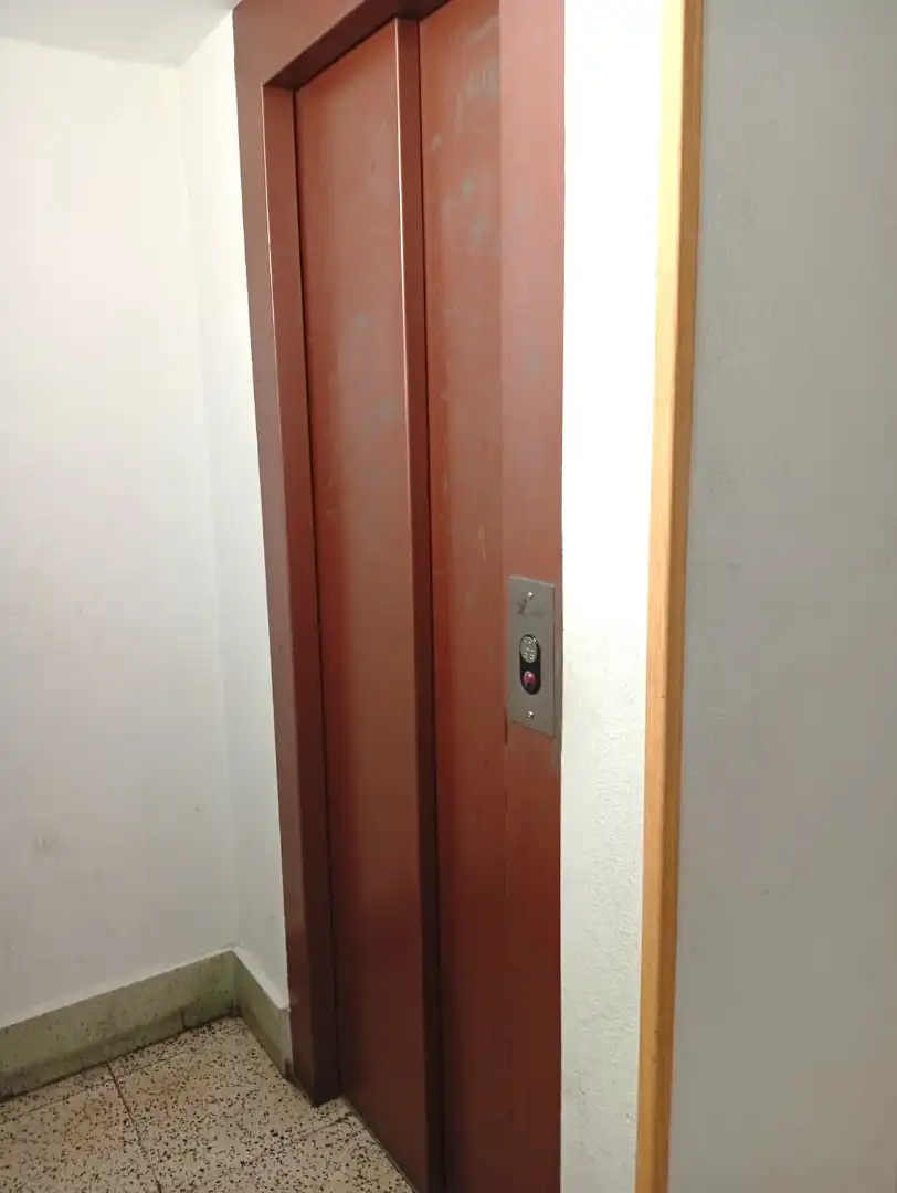 Piso en venta en Gijón  con Calefacción, Parquet y Terraza