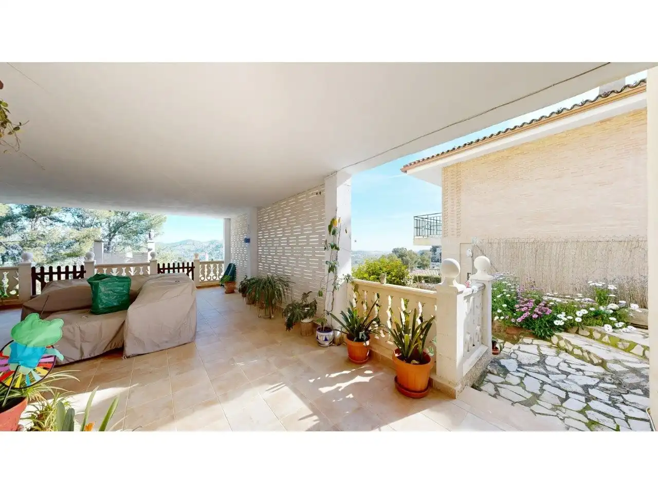 Terrassa de Casa o xalet en venda en Gilet amb Aire condicionat, Jardí privat i Terrassa