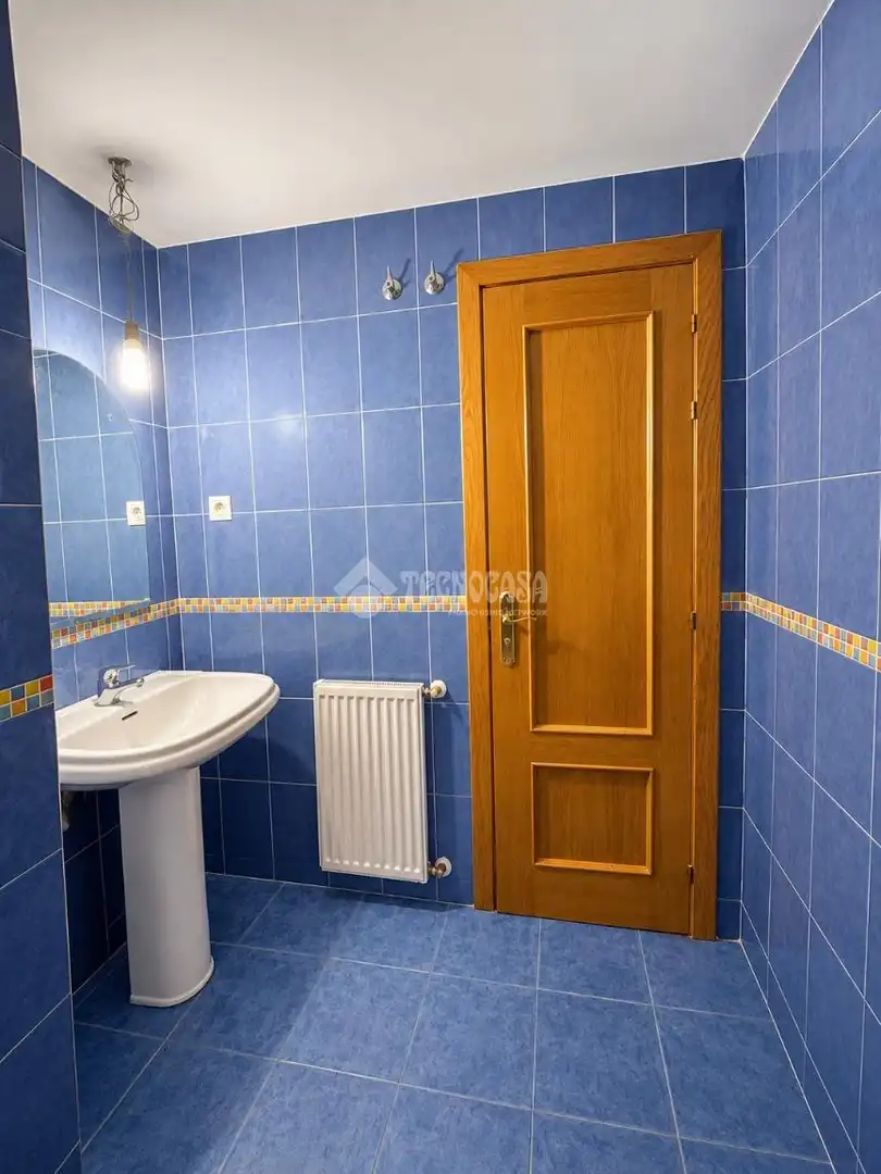 Baño de Piso en venta en Madrid con Calefacción y Terraza