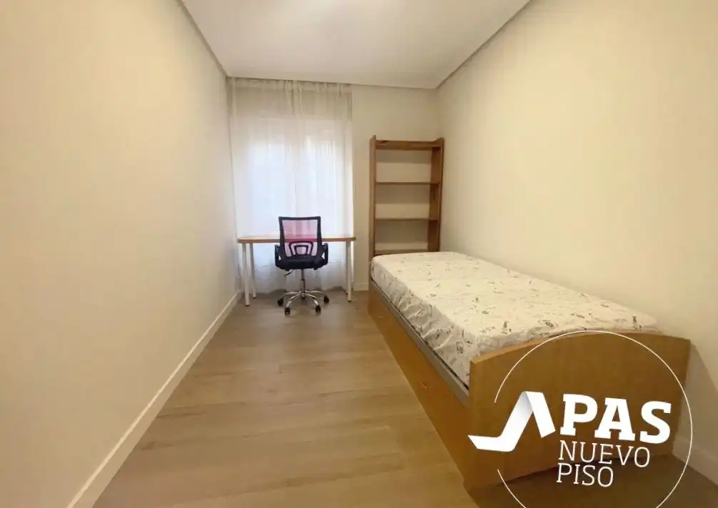 Habitación de Piso de alquiler en Santander con Calefacción