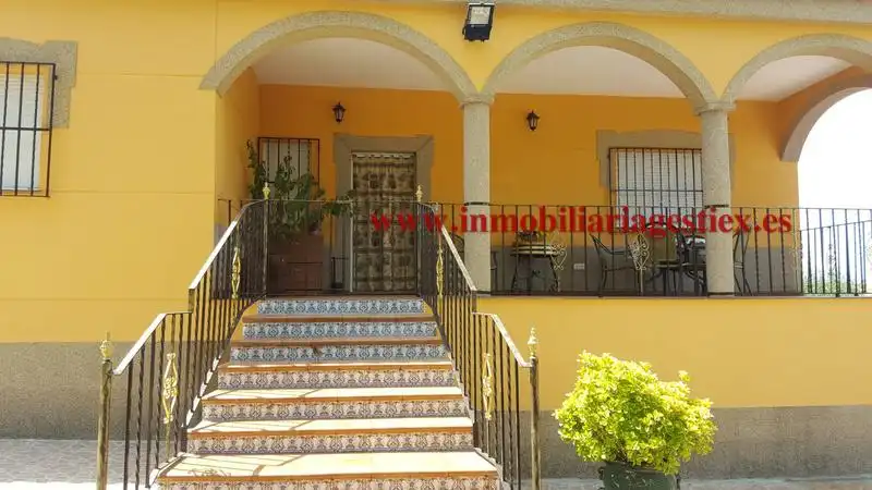 Casa en venda a Almendralejo, imagen 3