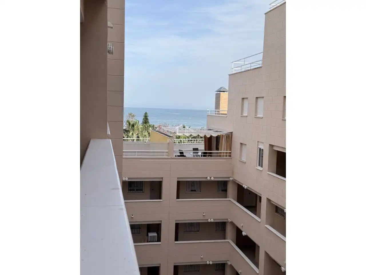 Vista exterior de Apartament en venda en Oropesa del Mar / Orpesa amb Aire condicionat, Terrassa i Moblat