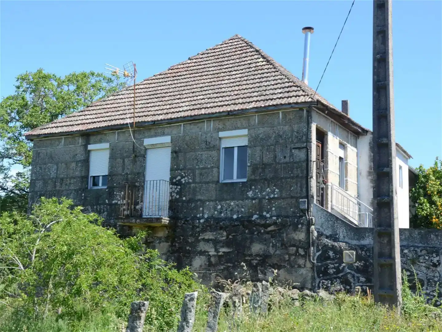 Vista exterior de Finca rústica en venda en Cortegada amb Jardí privat, Parquet i Moblat