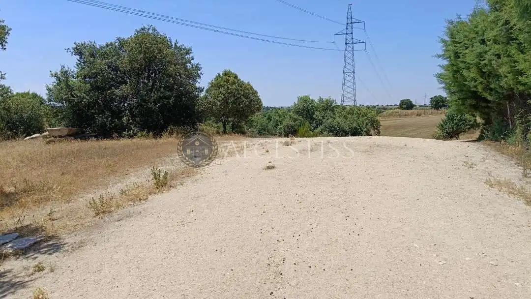 Land for sale in Méntrida
