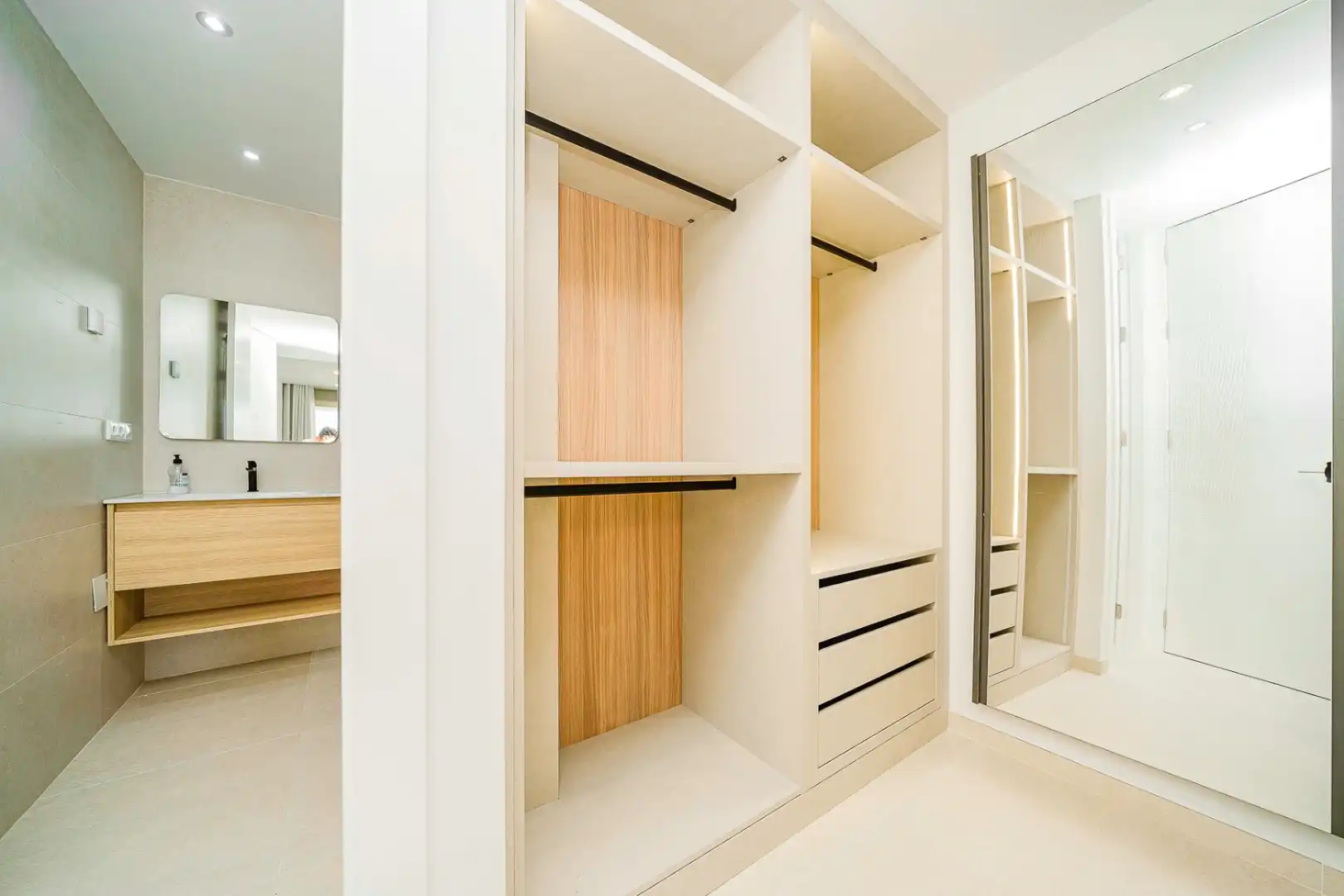 Bedroom of Apartments for sale in Orihuela Costa