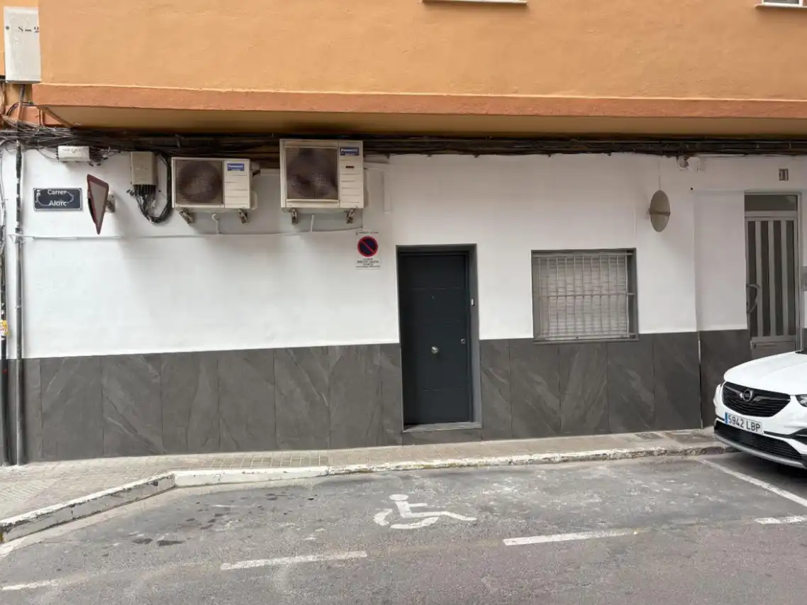 Exterior view of Flat for rent in Sagunto / Sagunt  with Air Conditioner, Furnished and Oven