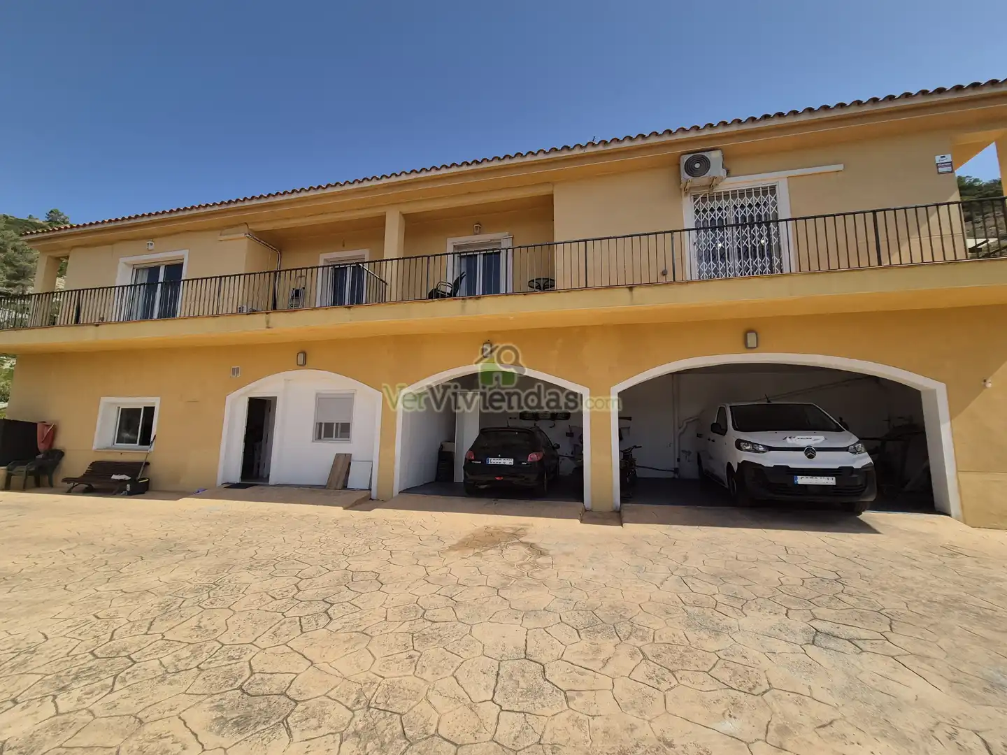 Vista exterior de Casa o chalet en venta en Olesa de Bonesvalls con Aire acondicionado, Calefacción y Jardín privado