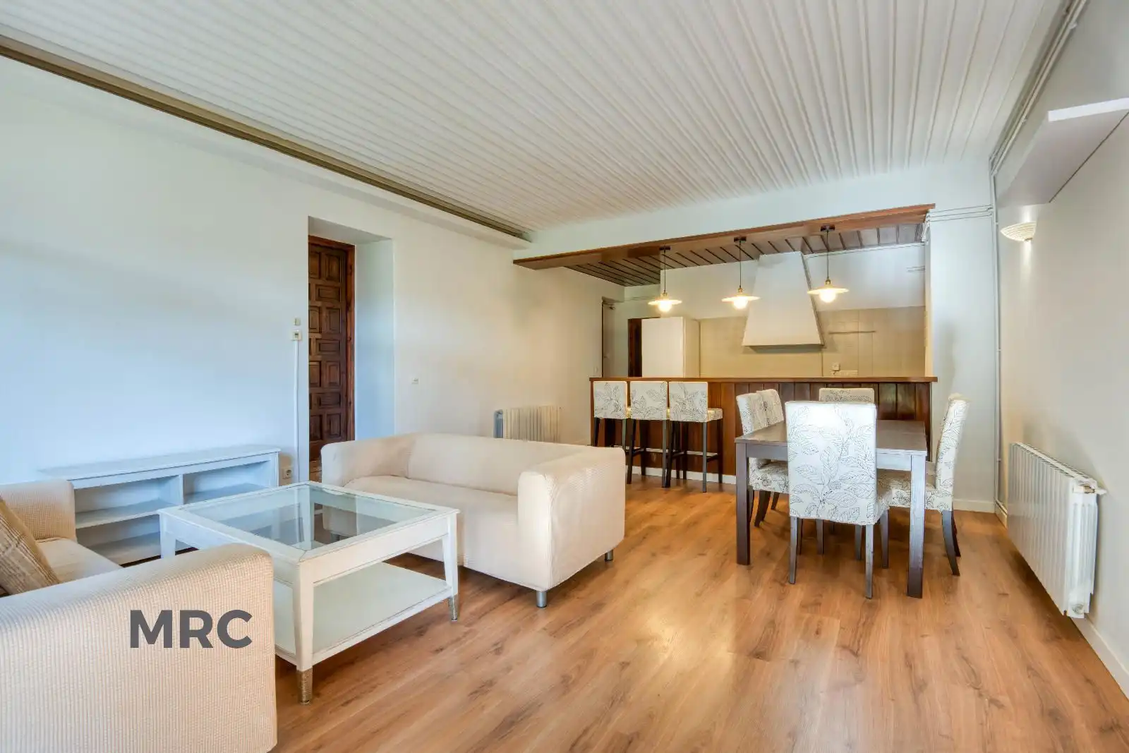Flat with lift for sale in Esteve Cruañas 16