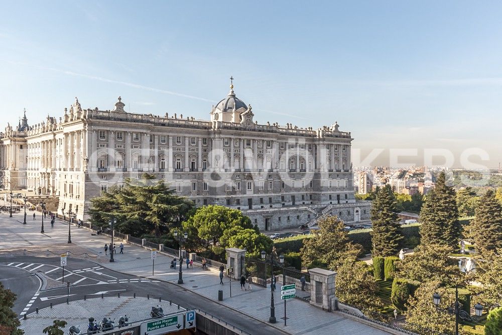 Vista exterior de Àtic en venda en  Madrid Capital amb Aire condicionat, Calefacció i Balcó