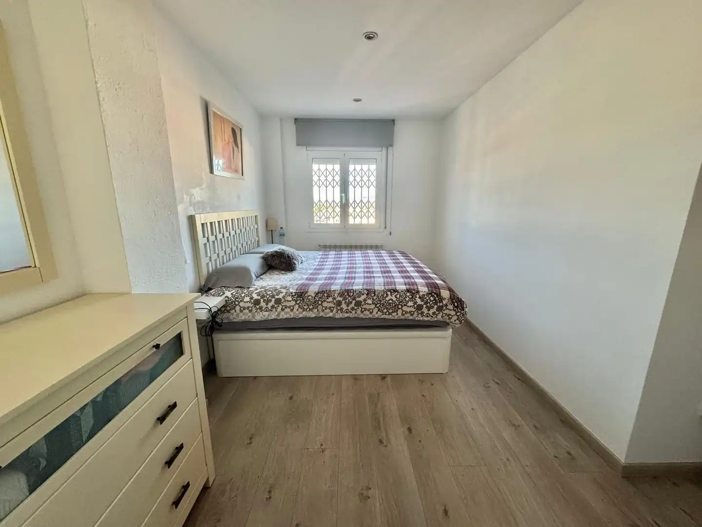 Schlafzimmer von Wohnung zum Verkauf in Malgrat de Mar mit Heizung, Balkon und Gemeinschaftspool