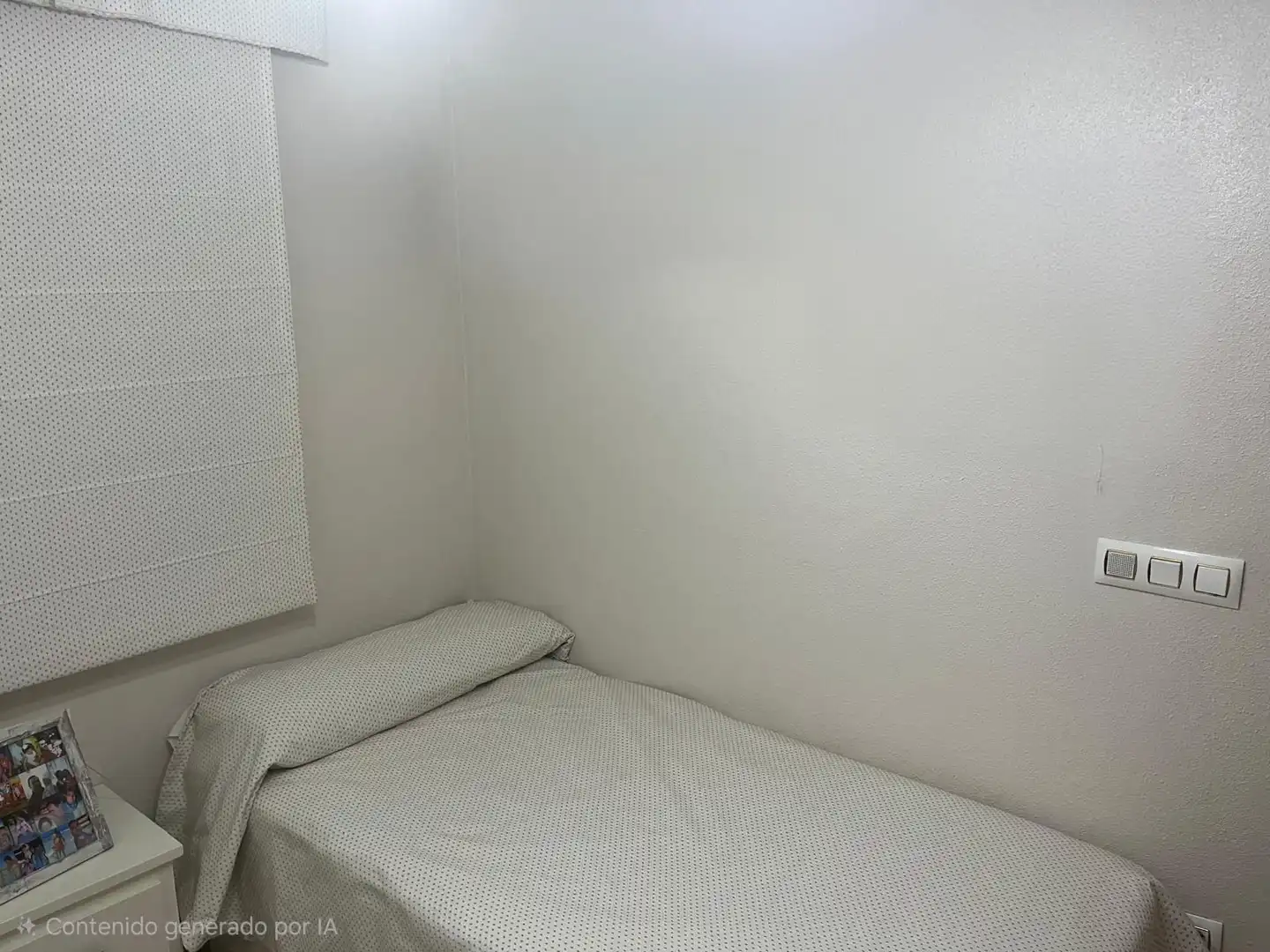 Habitación de Casa adosada en venta en Dos Hermanas con Terraza y Amueblado
