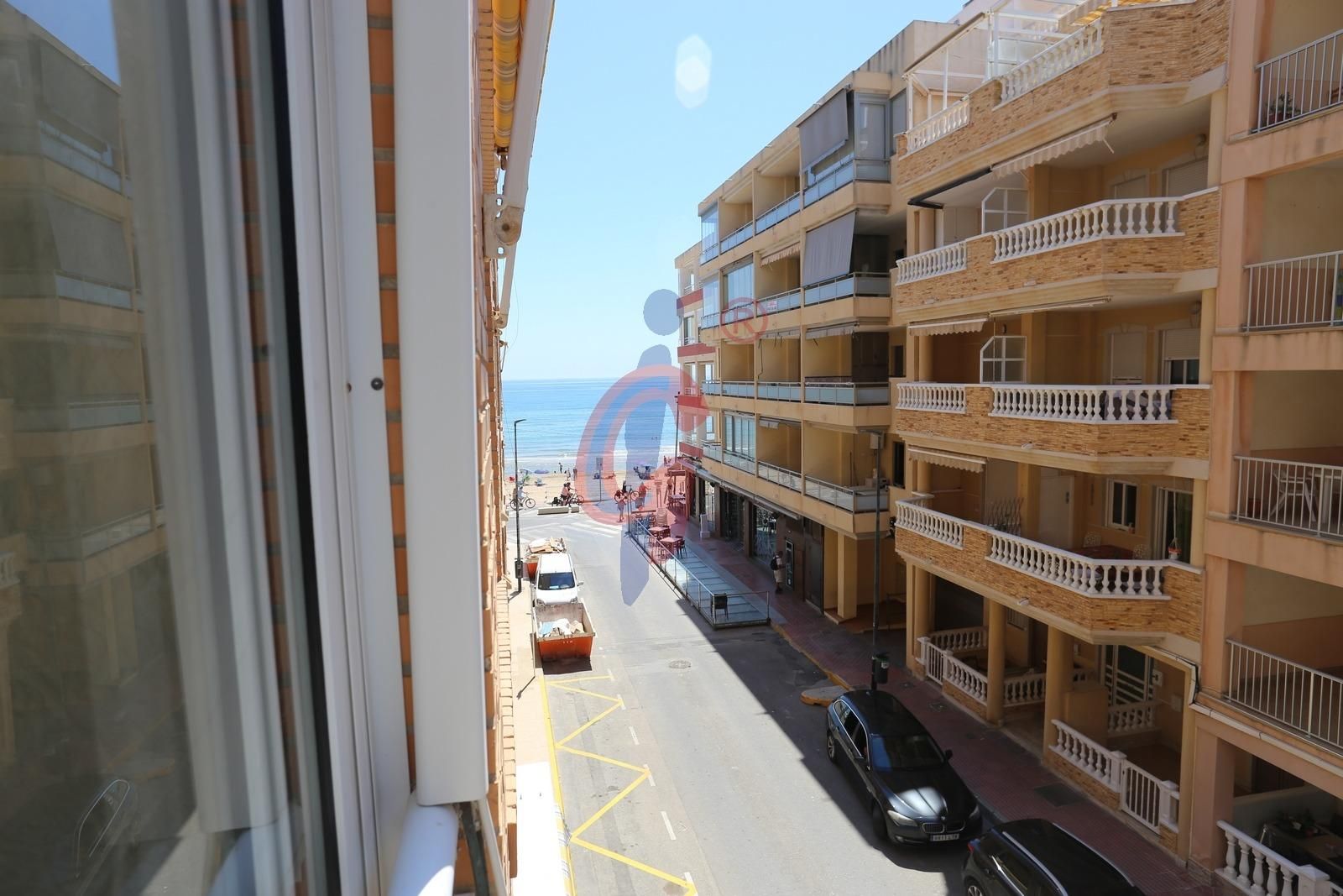 Vista exterior de Apartament en venda en Guardamar del Segura amb Aire condicionat, Calefacció i Balcó
