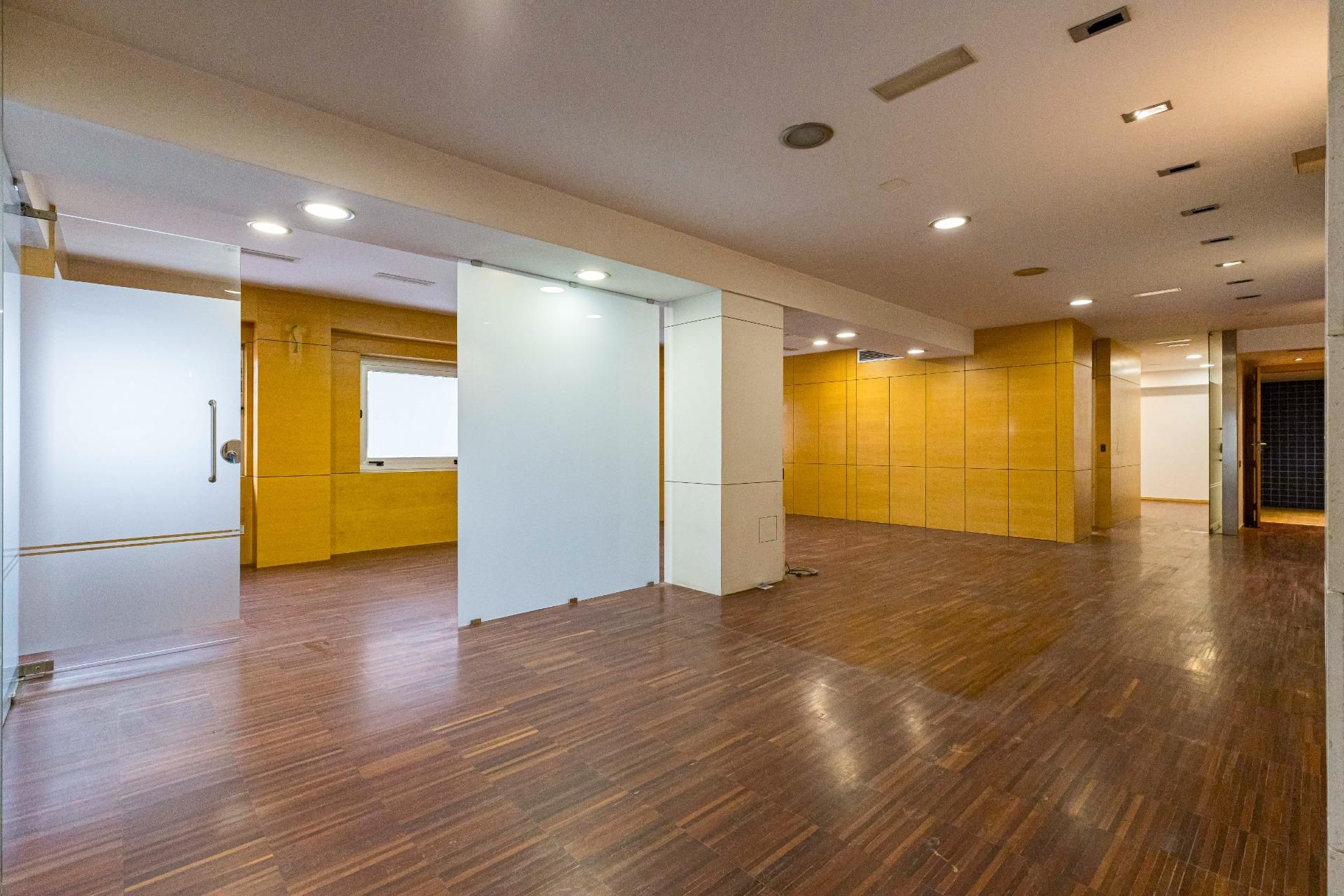 Oficina en venta en Santa María de Gracia