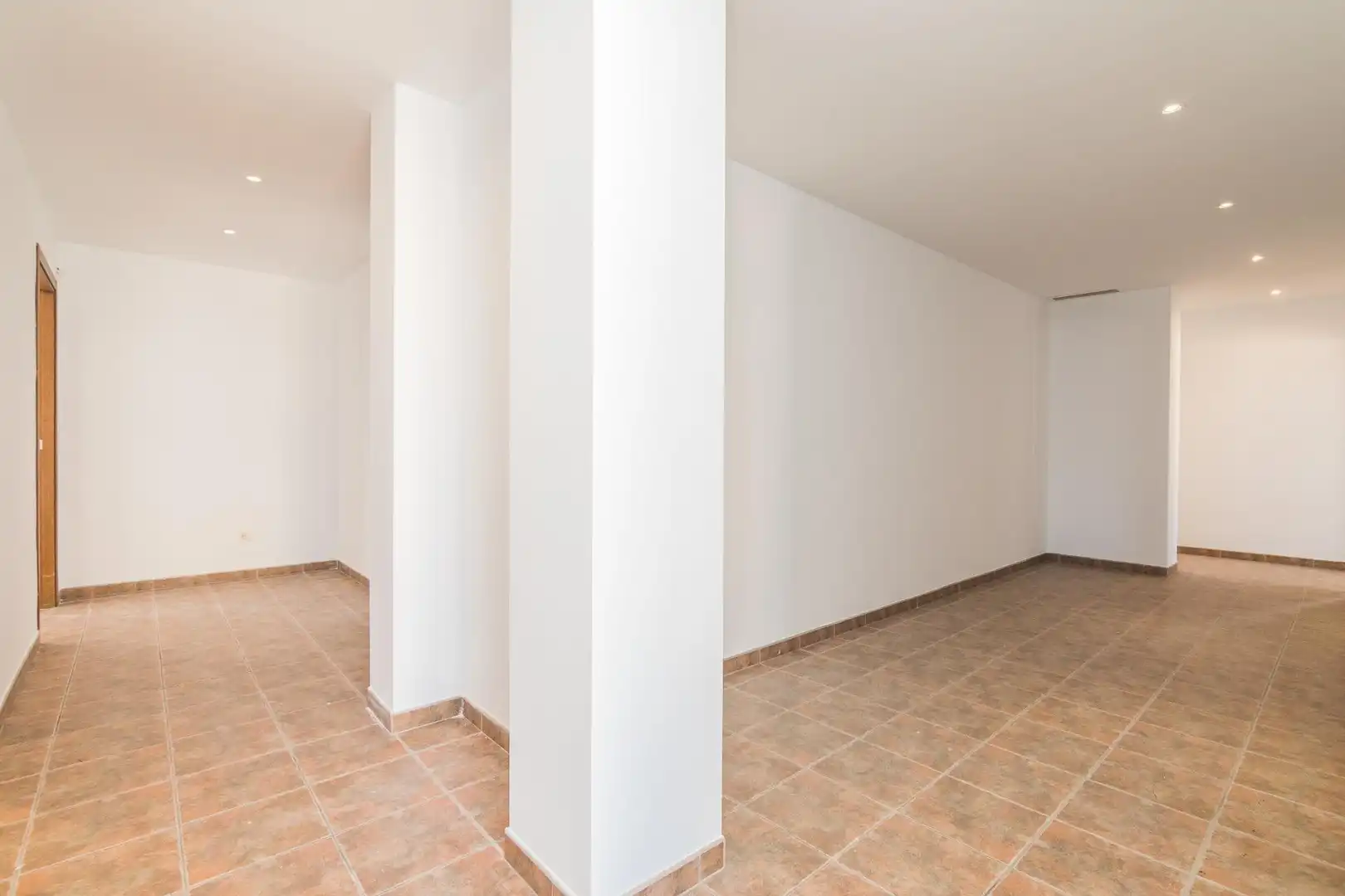 Dachboden zum Verkauf in Elche / Elx mit Klimaanlage, Heizung und Terrasse