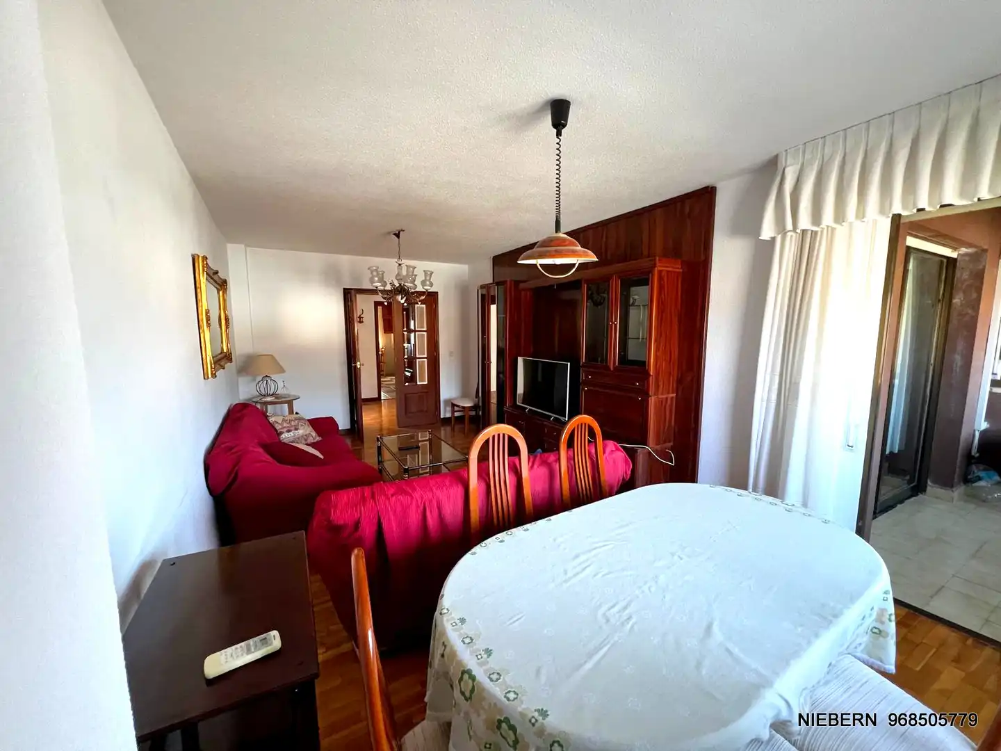 Appartamento con terrazza in affitto a Calle Doctor Luis Calandre 18, imagen 23