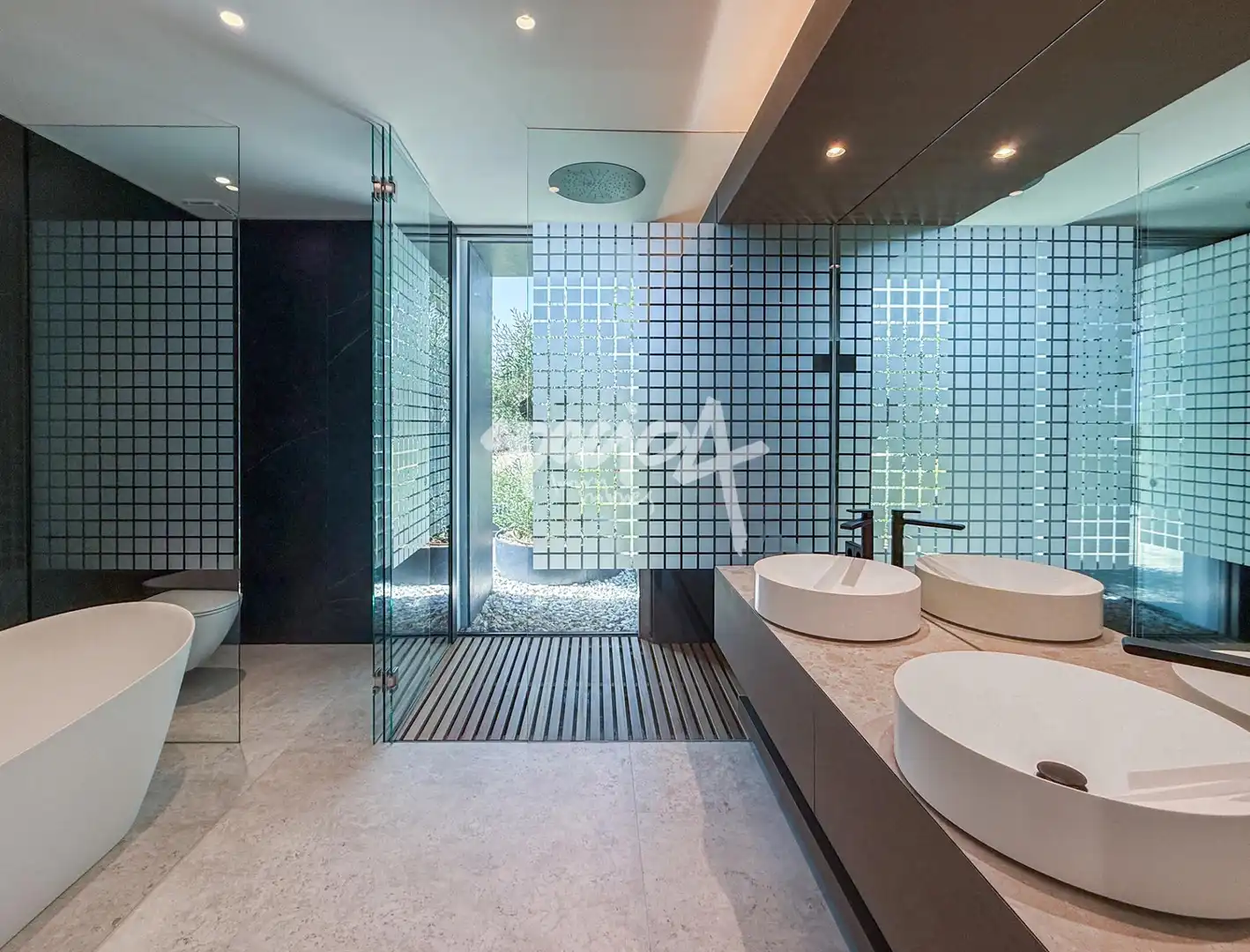 Baño de Casa o chalet en venta en Pozuelo de Alarcón con Aire acondicionado, Calefacción y Jardín privado