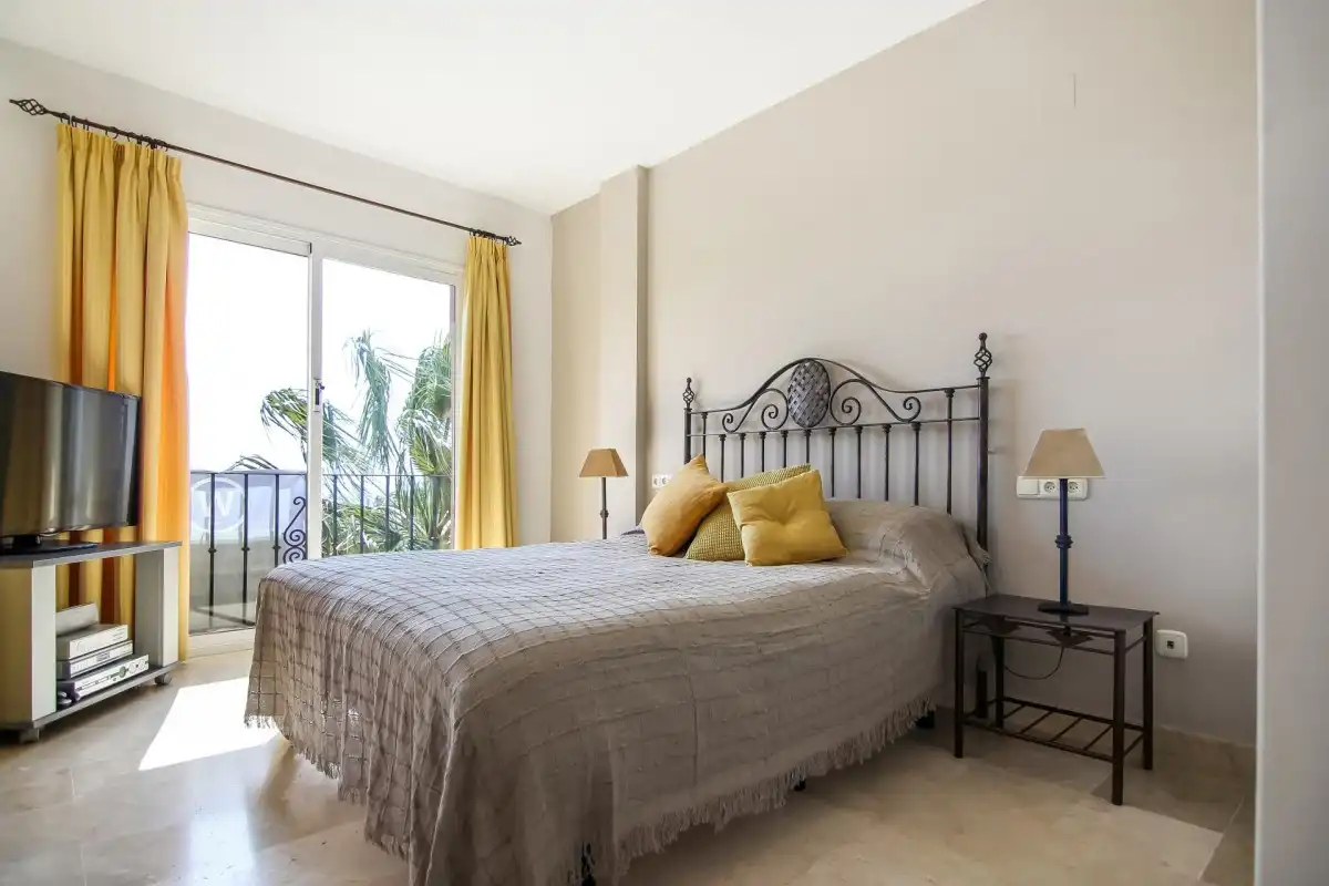 Apartments for sale in Puente Romano