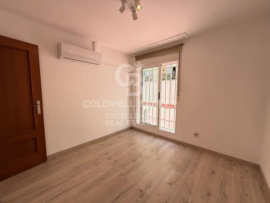 Flat for rent in Valencia  with Terrace and Balcony