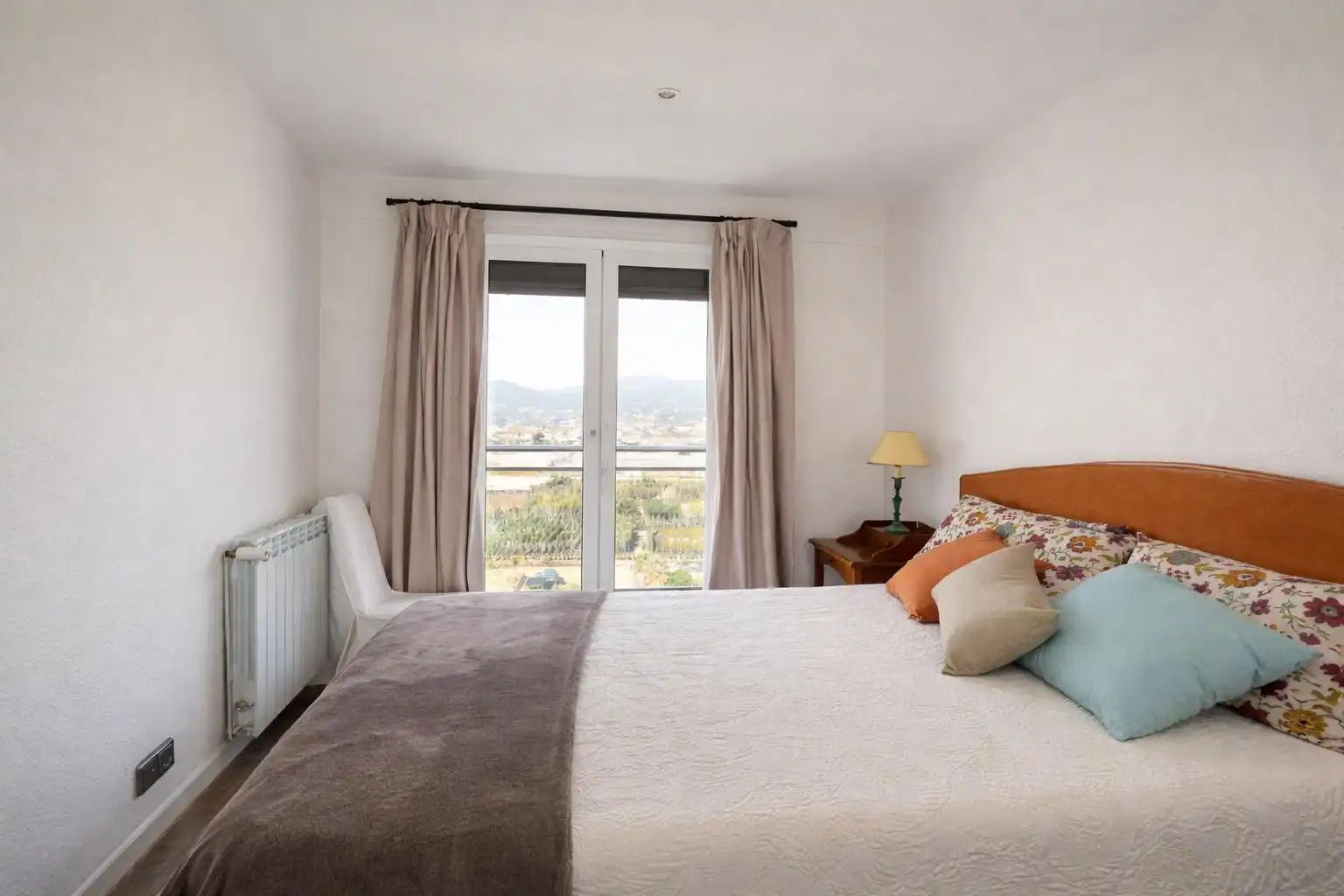 Habitación de Ático en venta en Cabrera de Mar con Balcón y Piscina comunitaria