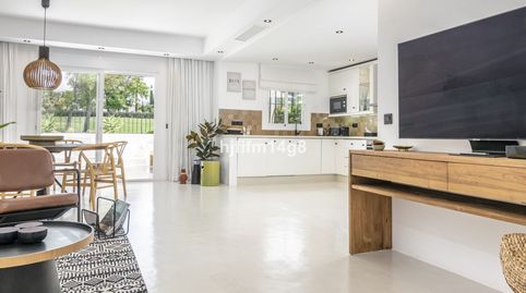 Foto 5 de Casa adosada en venta en Las Brisas, Marbella
