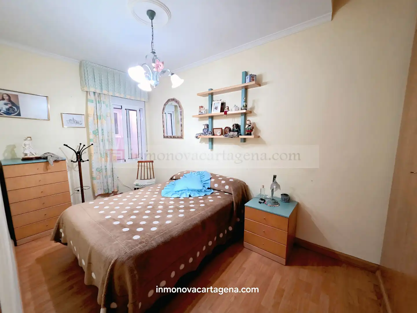 Habitación de Edificio en venta en Cartagena