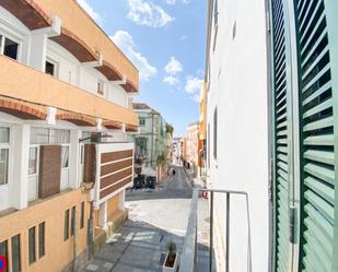 Vista exterior de Dúplex de lloguer en Algeciras amb Terrassa i Balcó