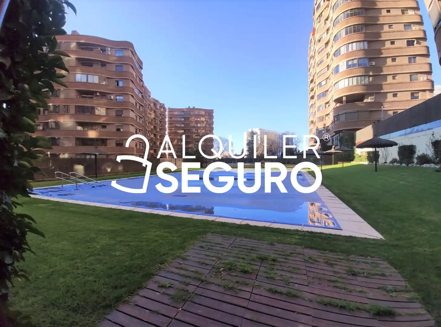 Piscina de Piso de alquiler en Madrid con Aire acondicionado, Calefacción y Piscina