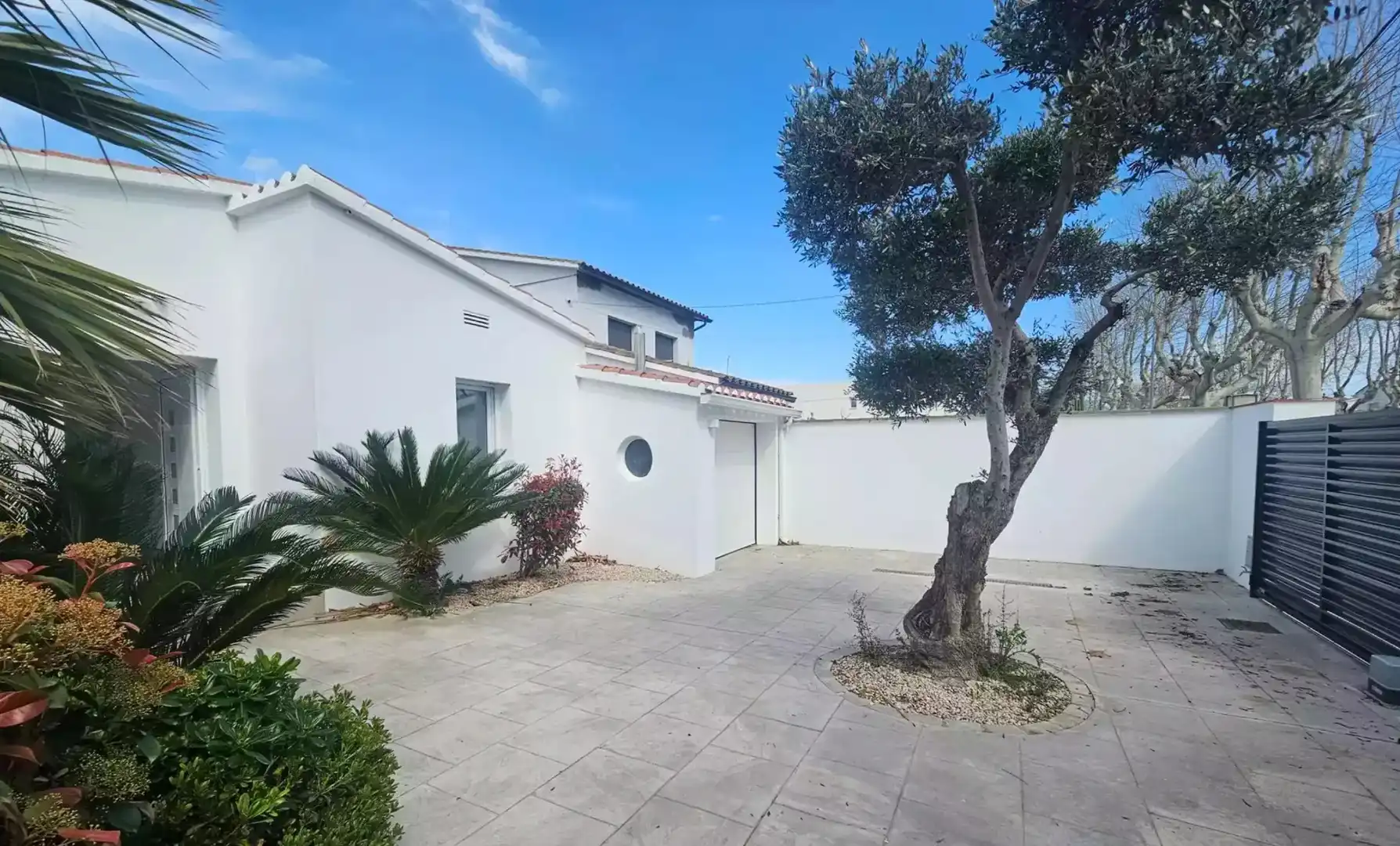 Vista exterior de Casa o xalet en venda en Centre - Sant Josep - Sanfeliu