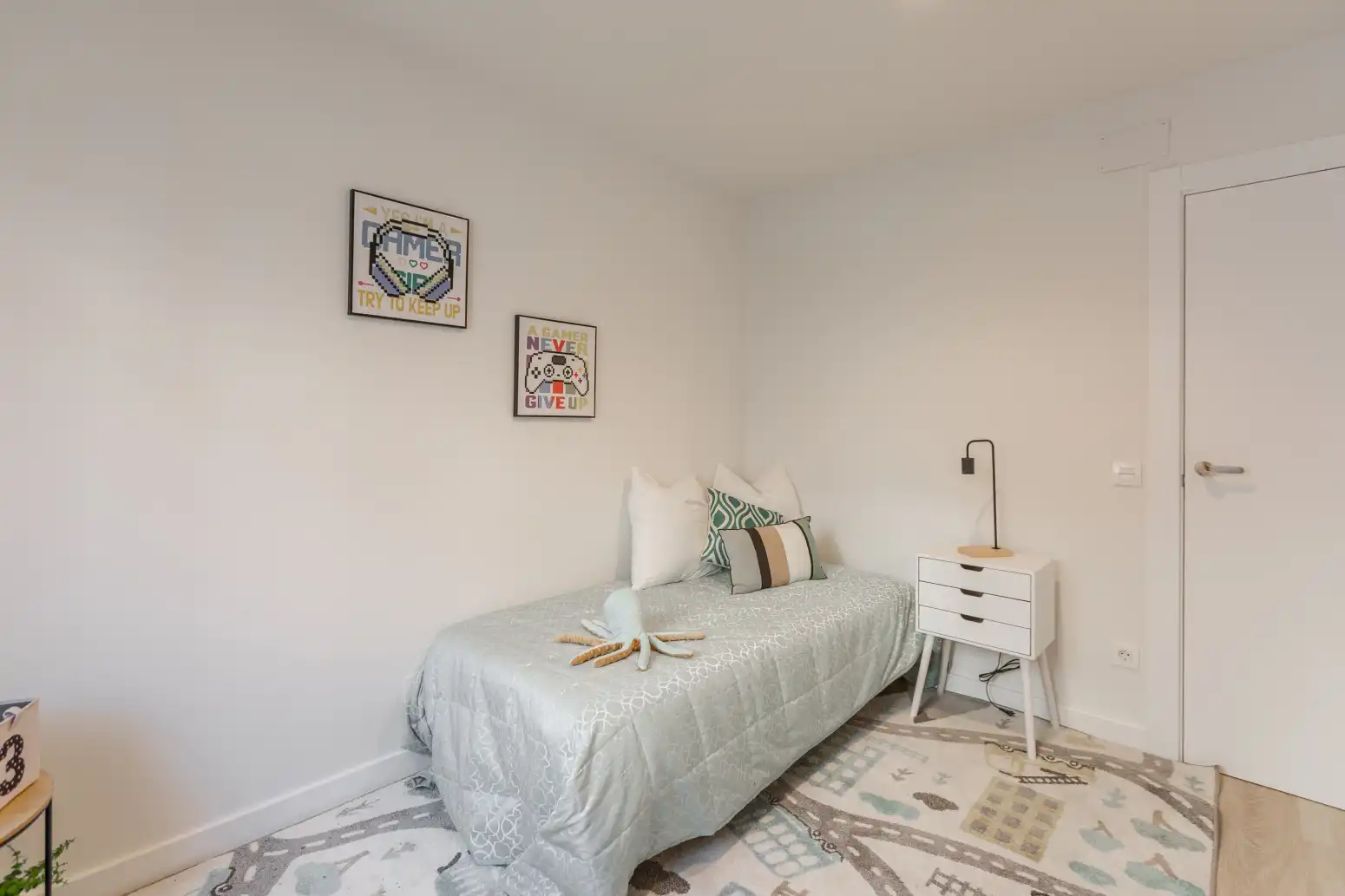 Bedroom of Flat for sale in  Pamplona / Iruña  with Heating and Terrace