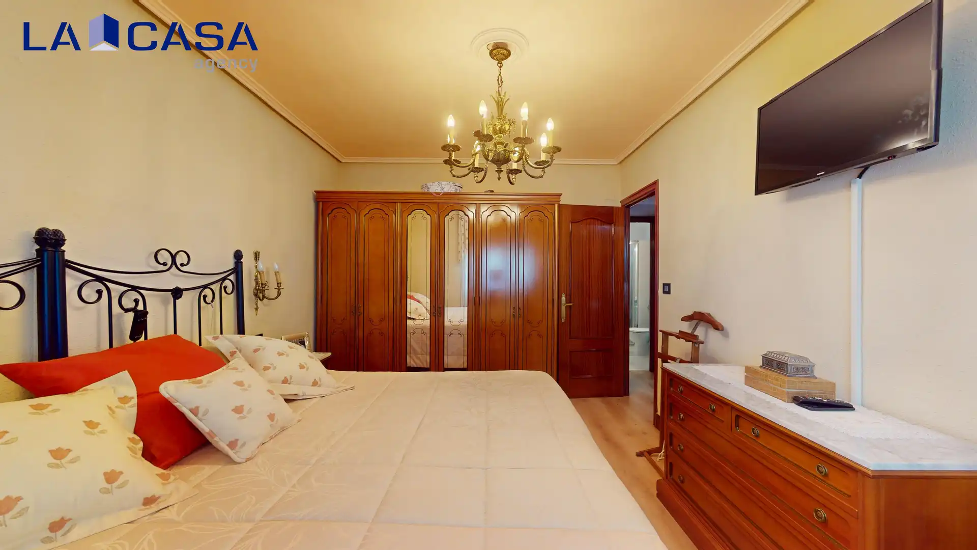 Habitación de Piso en venta en Bilbao  con Balcón