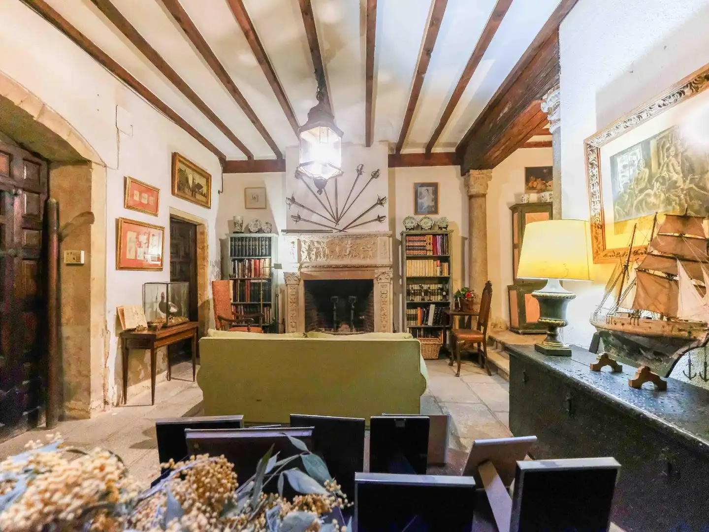 Buildings for sale in San Vicente - Las Úrsulas