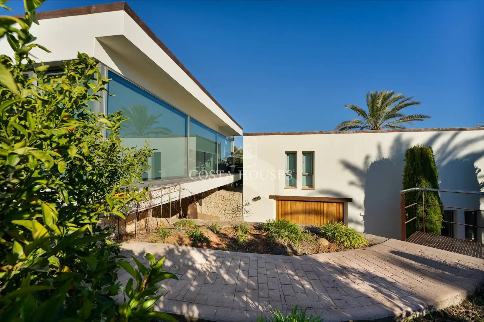 Vista exterior de Casa o xalet en venda en Jávea / Xàbia amb Aire condicionat, Jardí privat i Terrassa