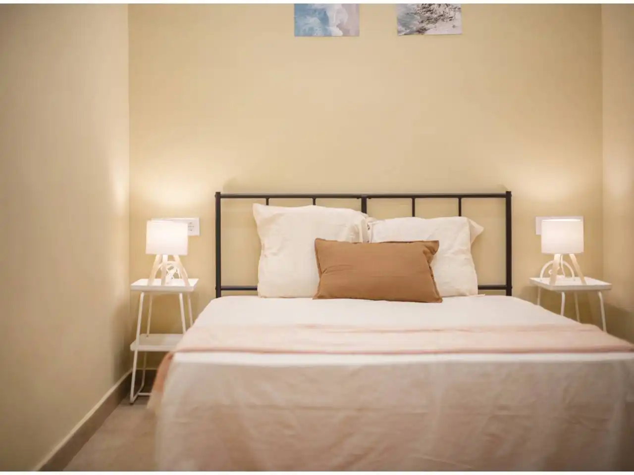 Habitación de Estudio de alquiler en Barcelona con Aire acondicionado, Amueblado y Alarma