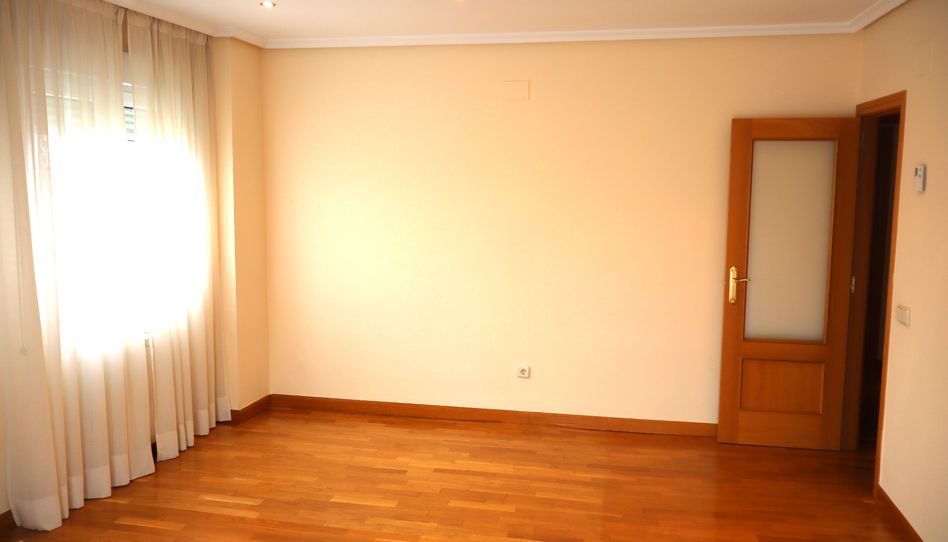 Piso de alquiler en Calle de Puente la Reina, Las Tablas - Imagen 4