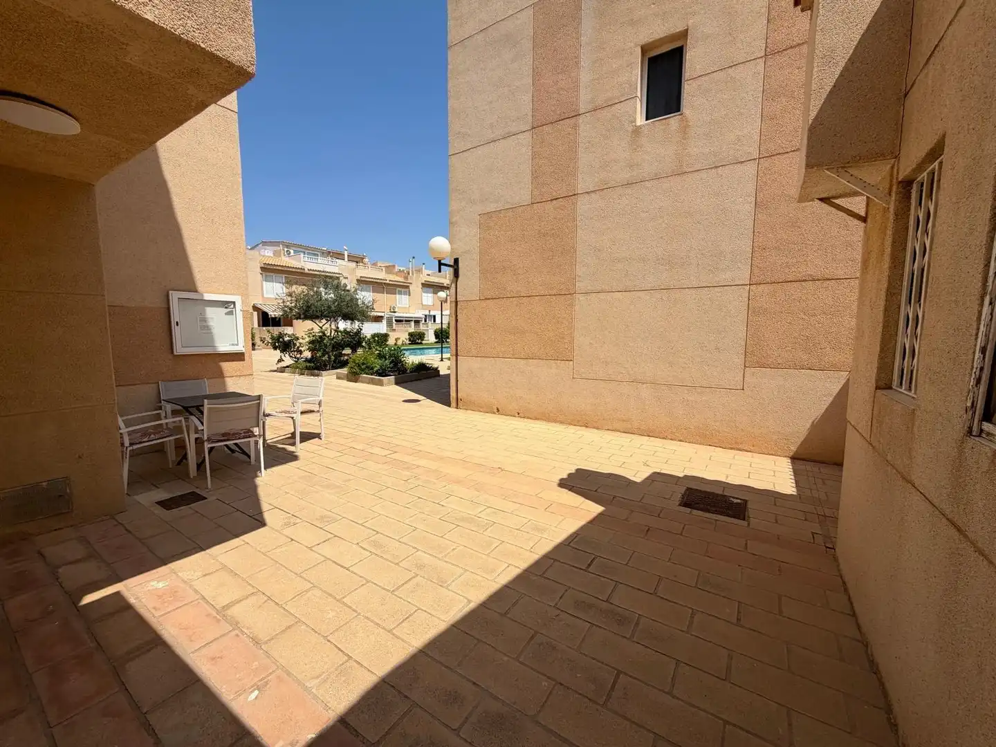 Terraza de Casa adosada en venta en Torrevieja con Jardín privado, Terraza y Trastero