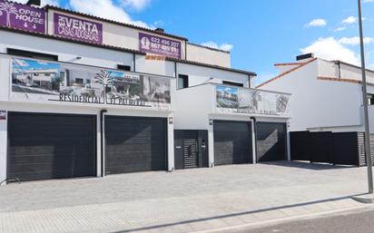 Vista exterior de Casa adosada en venda en Vandellòs i l'Hospitalet de l'Infant amb Aire condicionat, Calefacció i Jardí privat