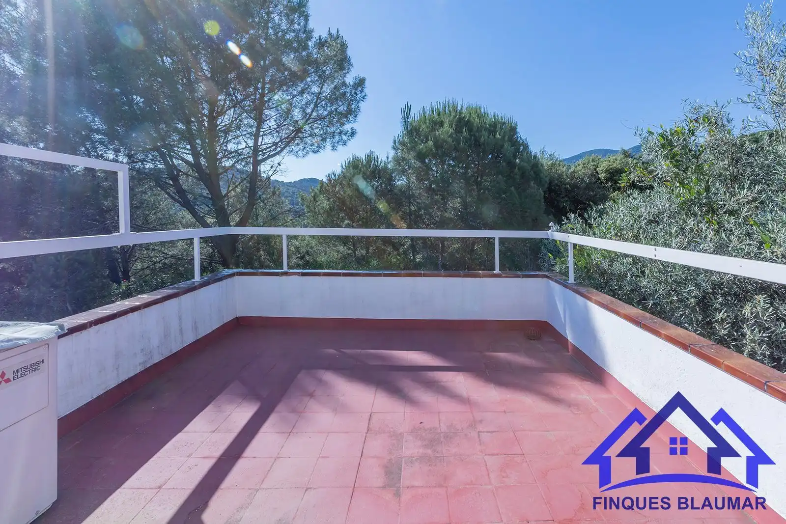 Terrassa de Casa o xalet en venda en Sant Iscle de Vallalta amb Aire condicionat, Calefacció i Jardí privat