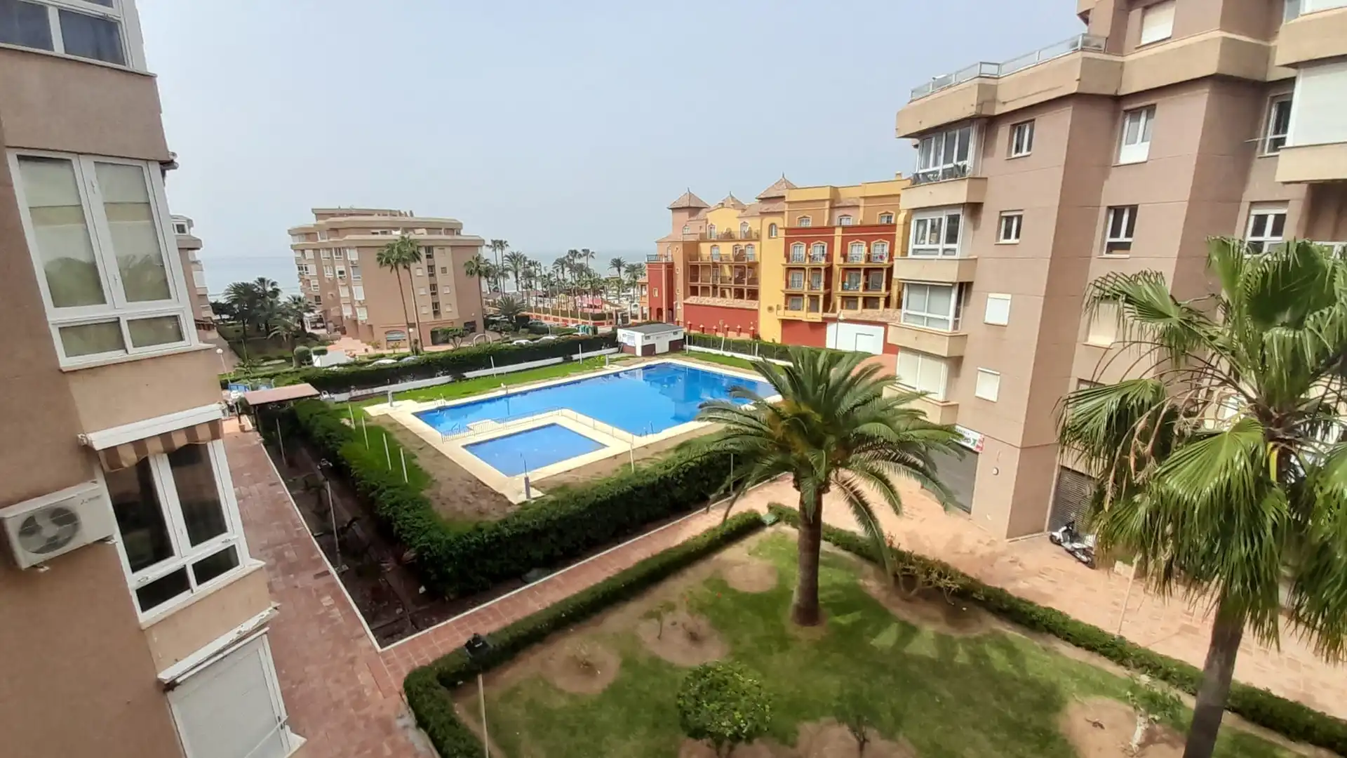 Swimming pool of Flat for sale in Torrox  with Air Conditioner, Furnished and Oven