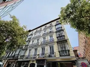 Vista exterior de Apartamento de alquiler en Madrid con Aire acondicionado, Calefacción y Parquet
