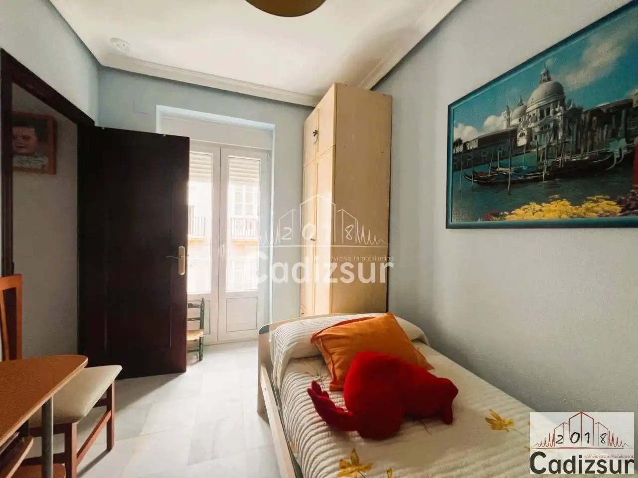 Habitación de Piso en venta en Cádiz con Balcón