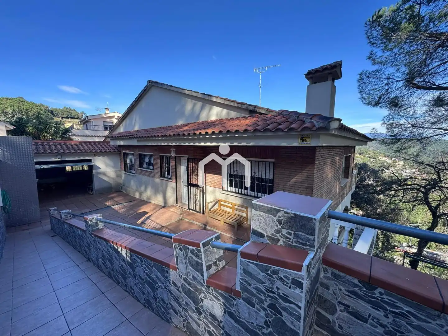Casa con terraza en venta en Urbanitzacions, imagen 2