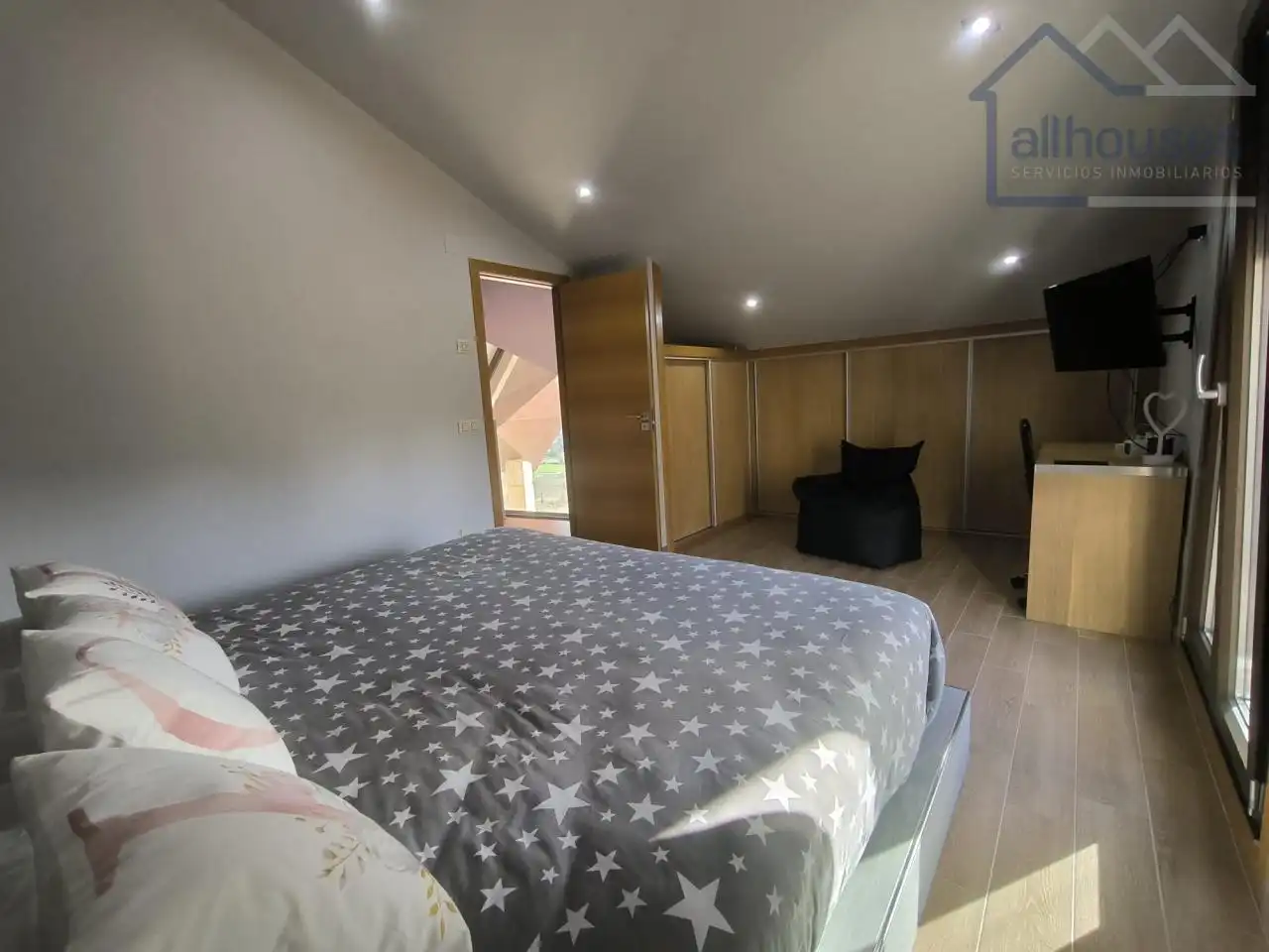 Habitación de Casa o chalet en venta en Tui con Calefacción, Jardín privado y Terraza