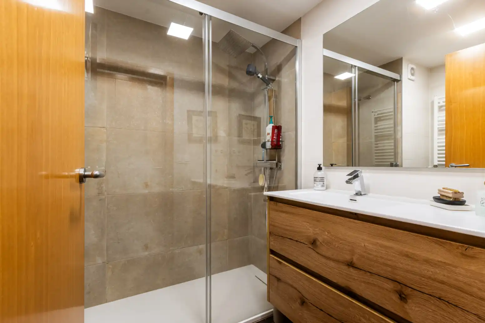 Bathroom of Attic for sale in Ponent