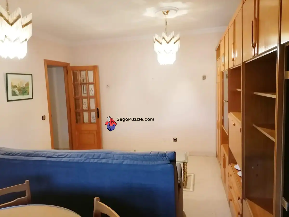 Habitación de Piso en venta en Segovia con Calefacción, Terraza y Amueblado