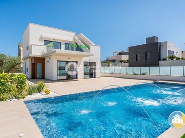 Xalet amb piscina en venda a Juan Marse