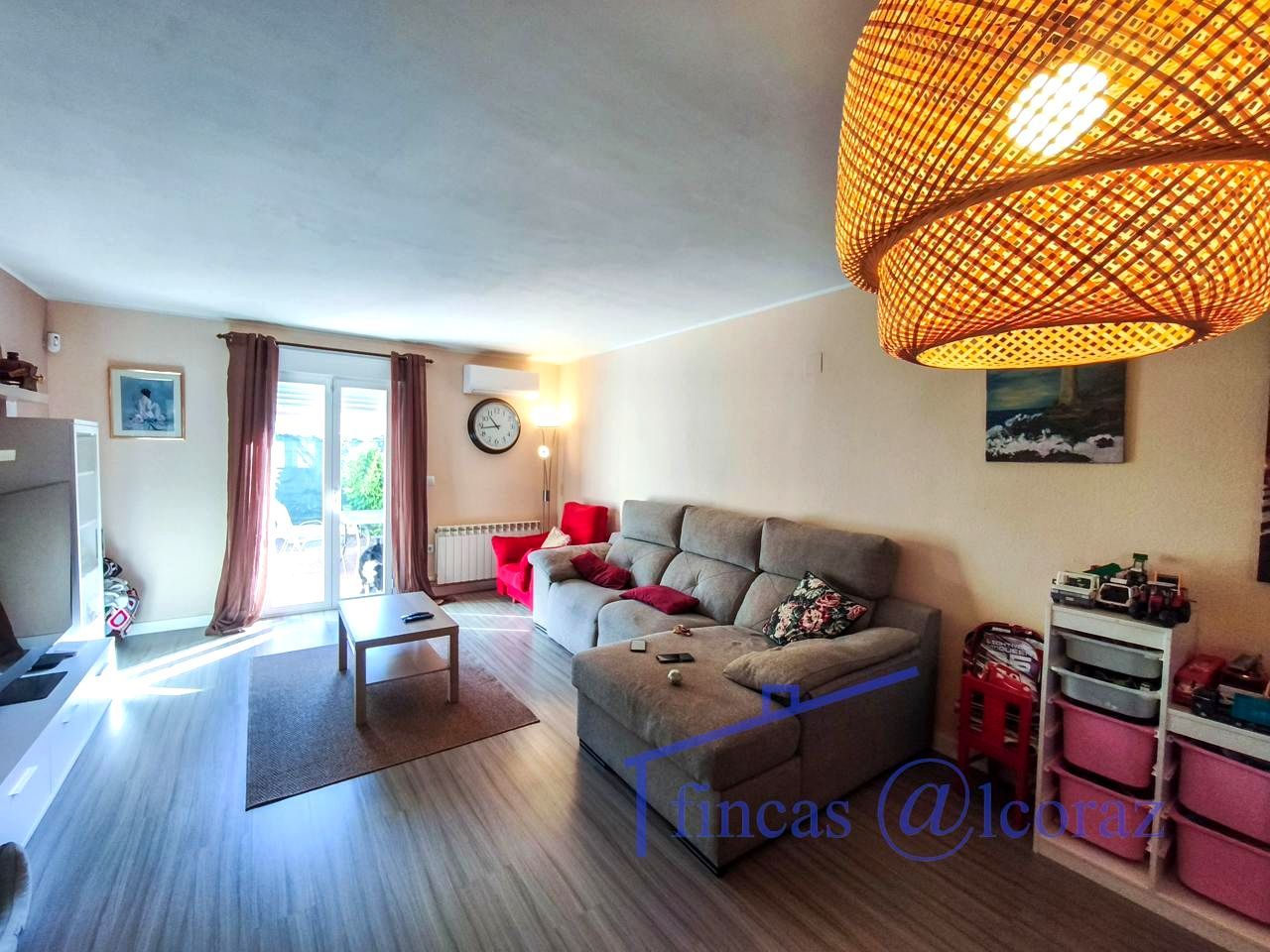 Sala d'estar de Casa o xalet en venda en Siétamo amb Aire condicionat, Calefacció i Jardí privat