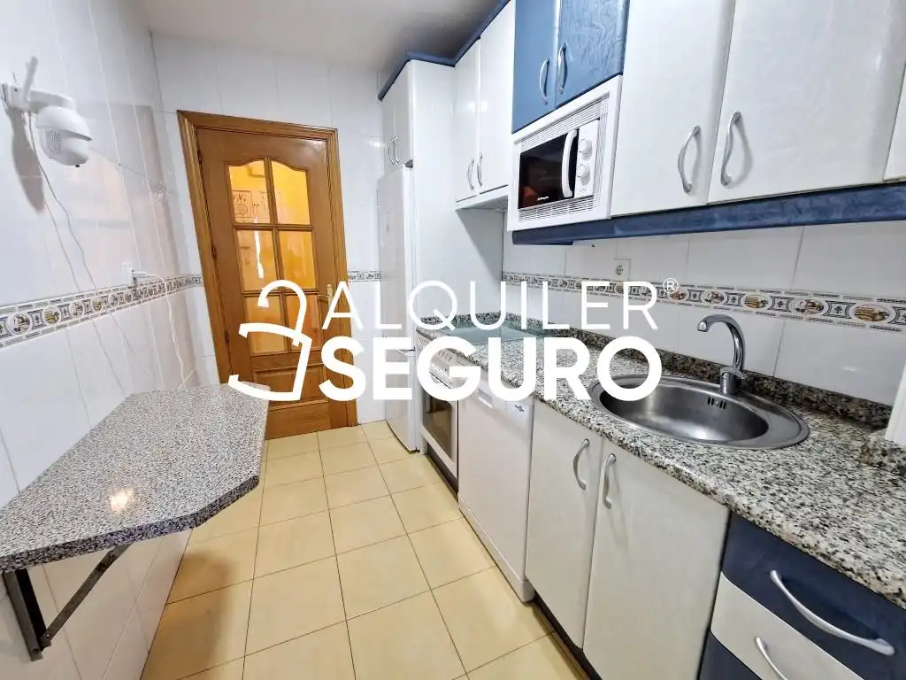Kitchen of Flat for rent in Humanes de Madrid  with Heating and Furnished