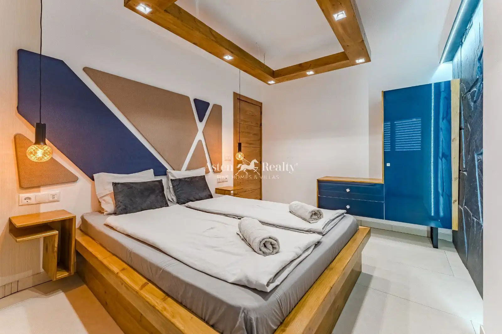 Dormitori de Apartament en venda en Adeje amb Terrassa, Piscina i Moblat