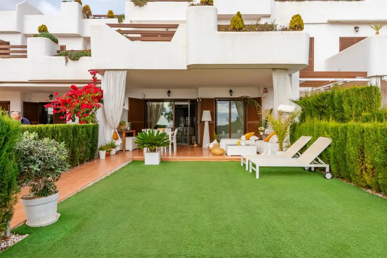 Apartamento con piscina en venta en San Juan de los Terreros, imagen 3