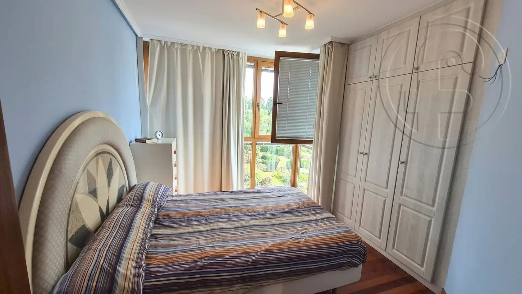 Habitación de Piso en venta en Voto con Calefacción, Parquet y Amueblado